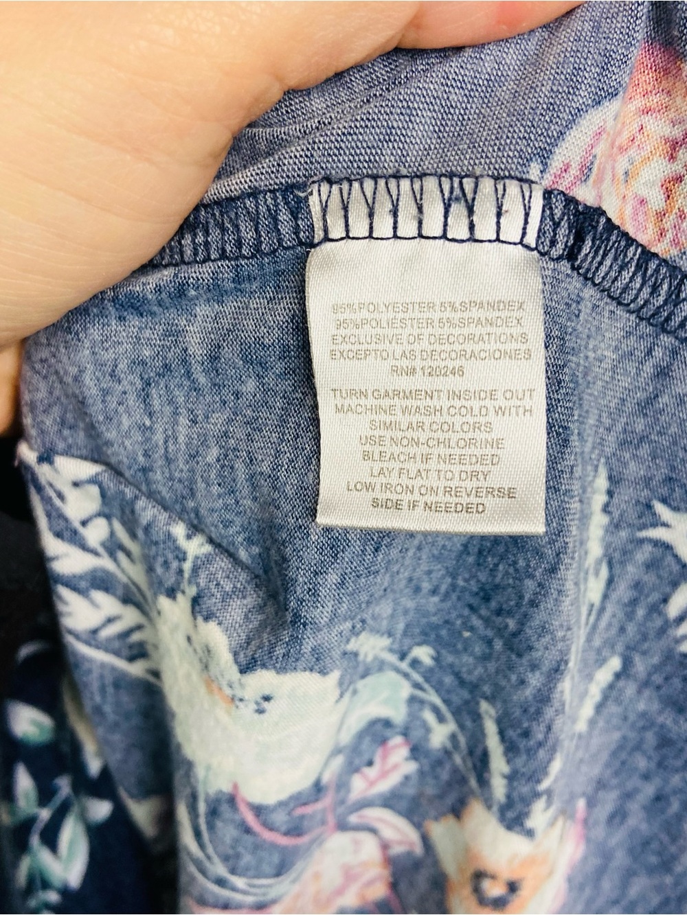 Wallflower Navy Floral Twist-Front Short Sleeve Top size small - Picture 10 of 11